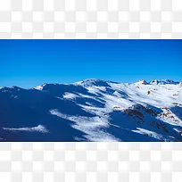 高山雪山冬季蓝天景色